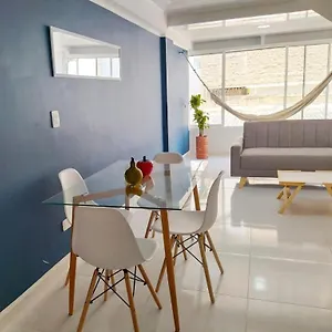 Marbella - En Edificio Frente A La Playa Cerca Al Centro Historico Apartamento Cartagena